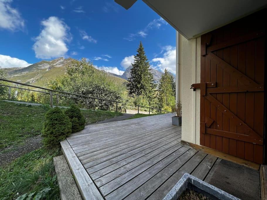 Appartement La Clusaz Avec Terrasse Sur Les Pistes De Ski Manigod Bagian luar foto